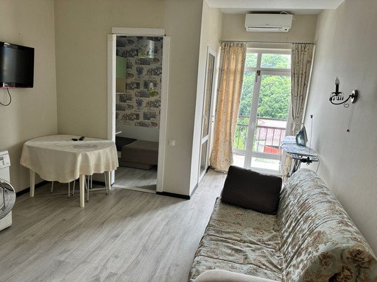 Купить --комнатную квартиру