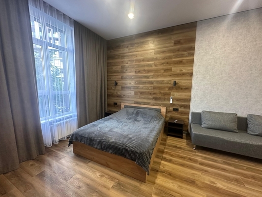 Купить --комнатную квартиру