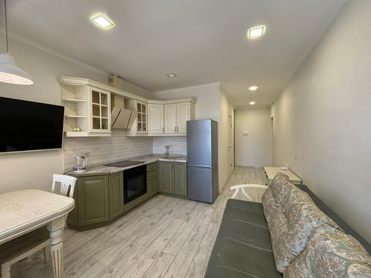 Купить --комнатную квартиру