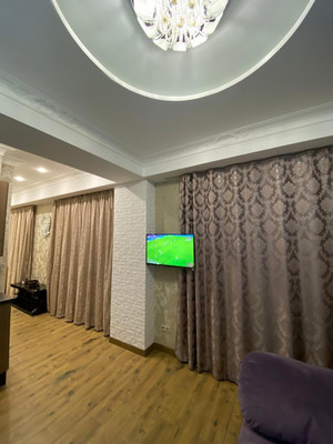 Купить --комнатную квартиру