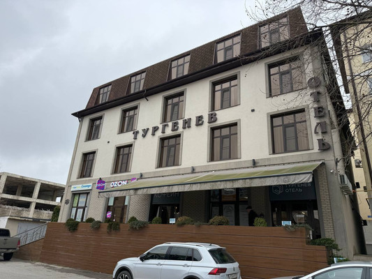 Купить --комнатную квартиру